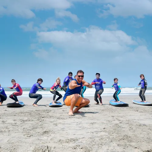 Clase de Surf con TSA Surf