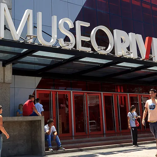 Museo River Plate + Glorias Restaurante