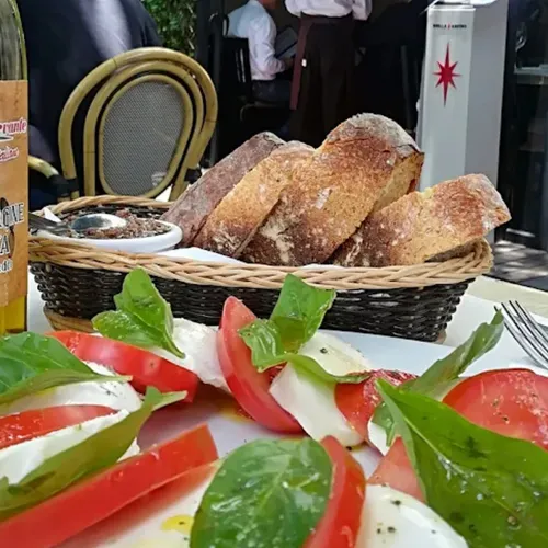 La Piccola Trattoria La Piccola Trattoria