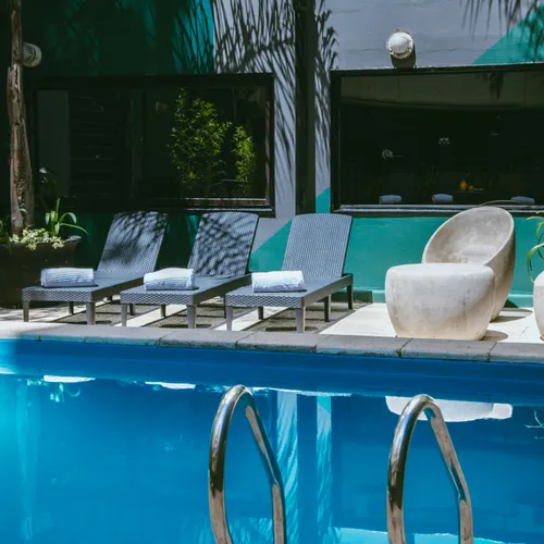 1 noche en DecO Collection