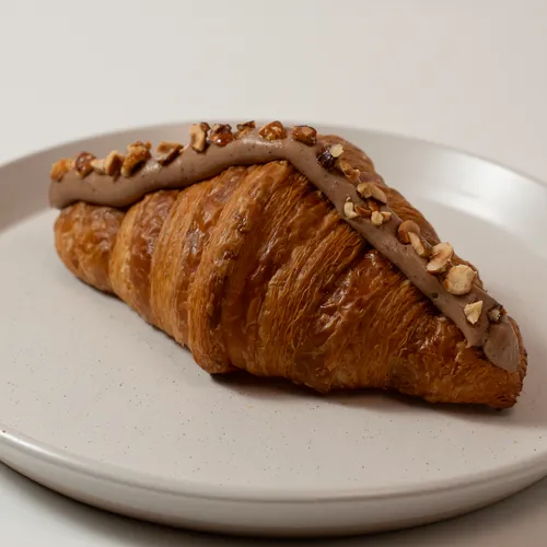 Croissants y placer francés para llevar