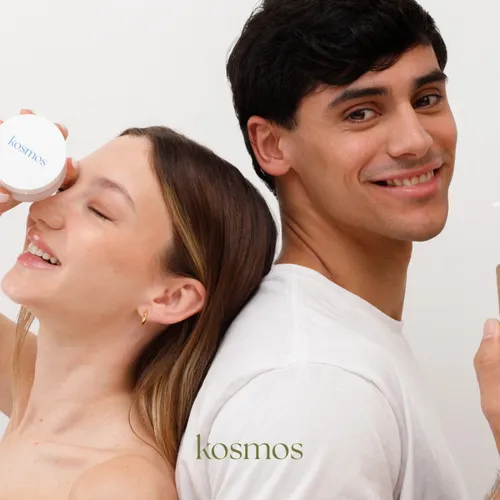 Kosmos Cosmética - Esenciales de cuidado + Neceser Kosmos Cosmética - Esenciales de cuidado + Neceser