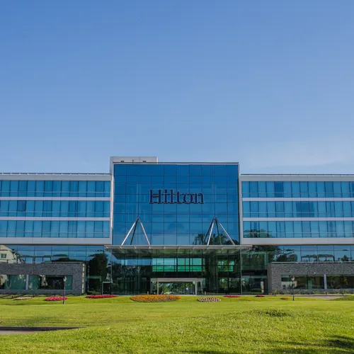 Hilton Pilar