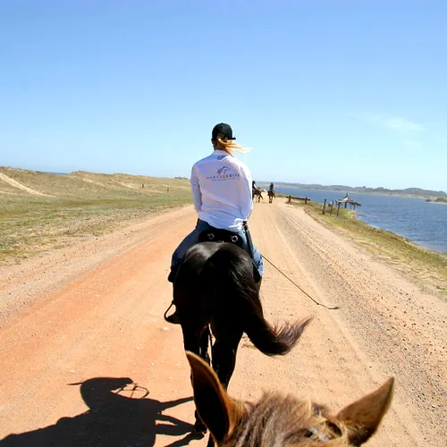 Cabalgata en la playa José Ignacio