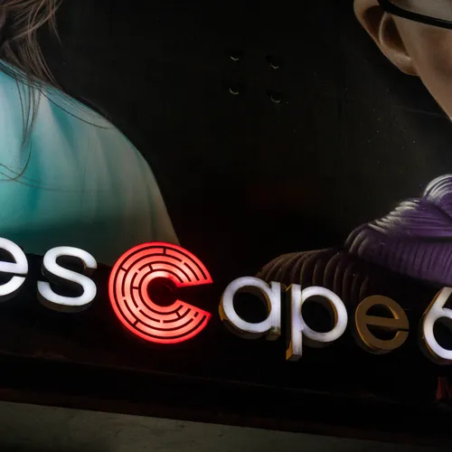 Escape 60