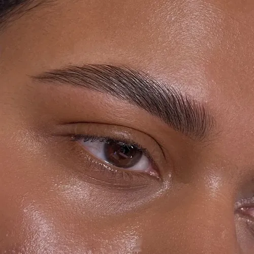 Experiencia de Cejas Personalizada Experiencia de Cejas Personalizada