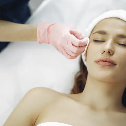 Facial Detox en Amen Nails Spa Facial Detox en Amen Nails Spa